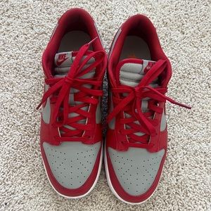 MENS NIKE Dunk low UNLV size 11